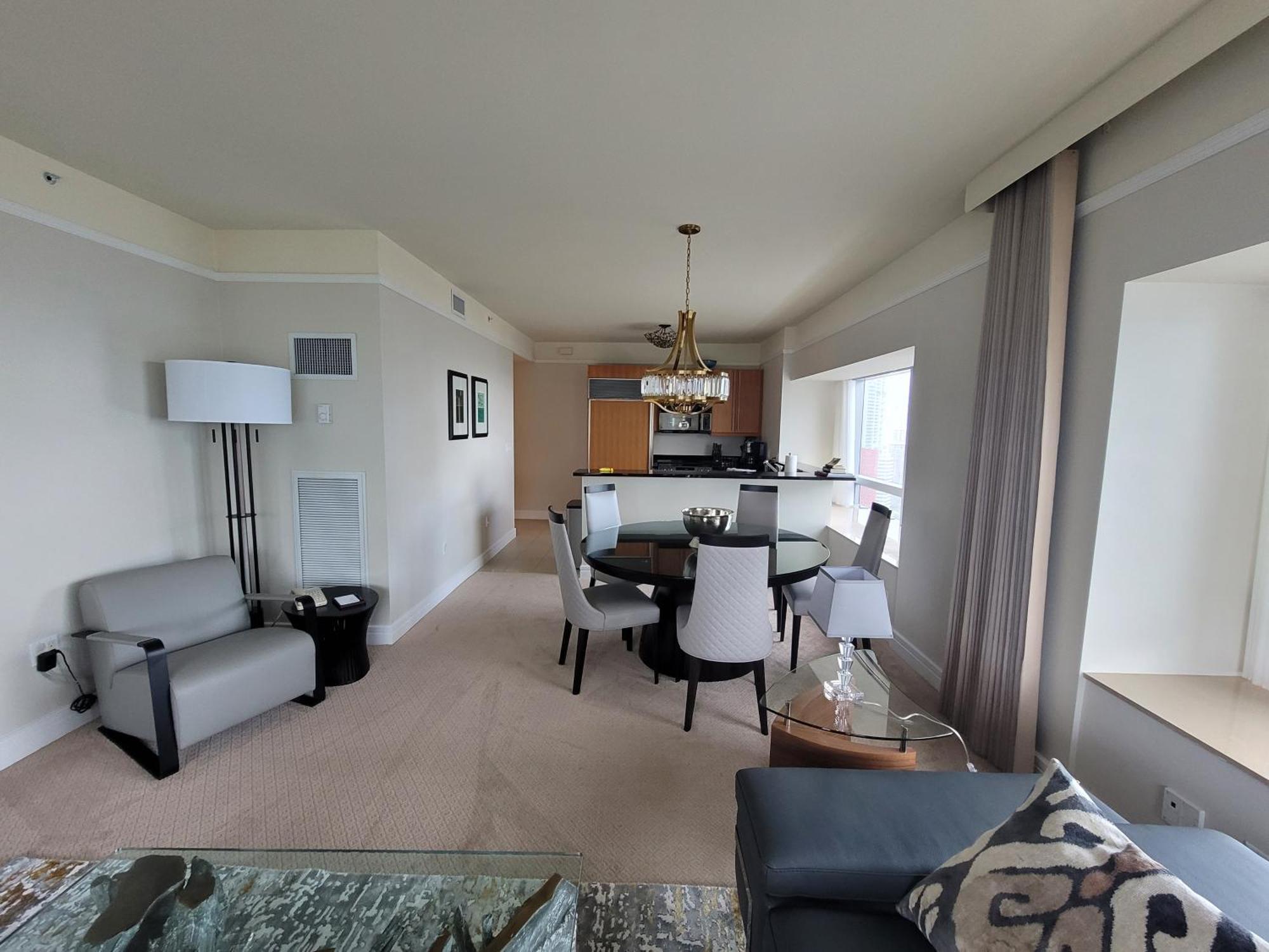 2 Bedroom Or King Studio Suites Four Seasons Hotel Miami Free Wi-Fi & Free Parking المظهر الخارجي الصورة