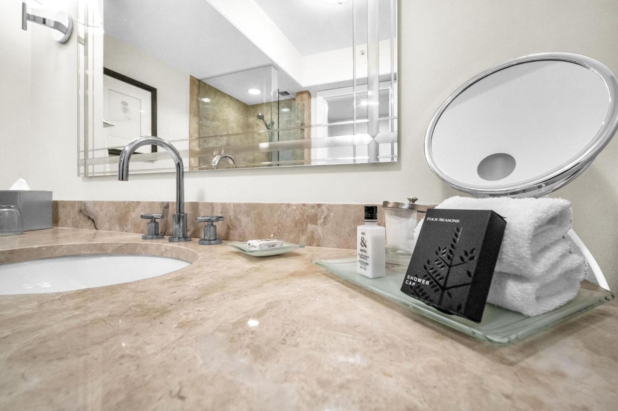 2 Bedroom Or King Studio Suites Four Seasons Hotel Miami Free Wi-Fi & Free Parking المظهر الخارجي الصورة