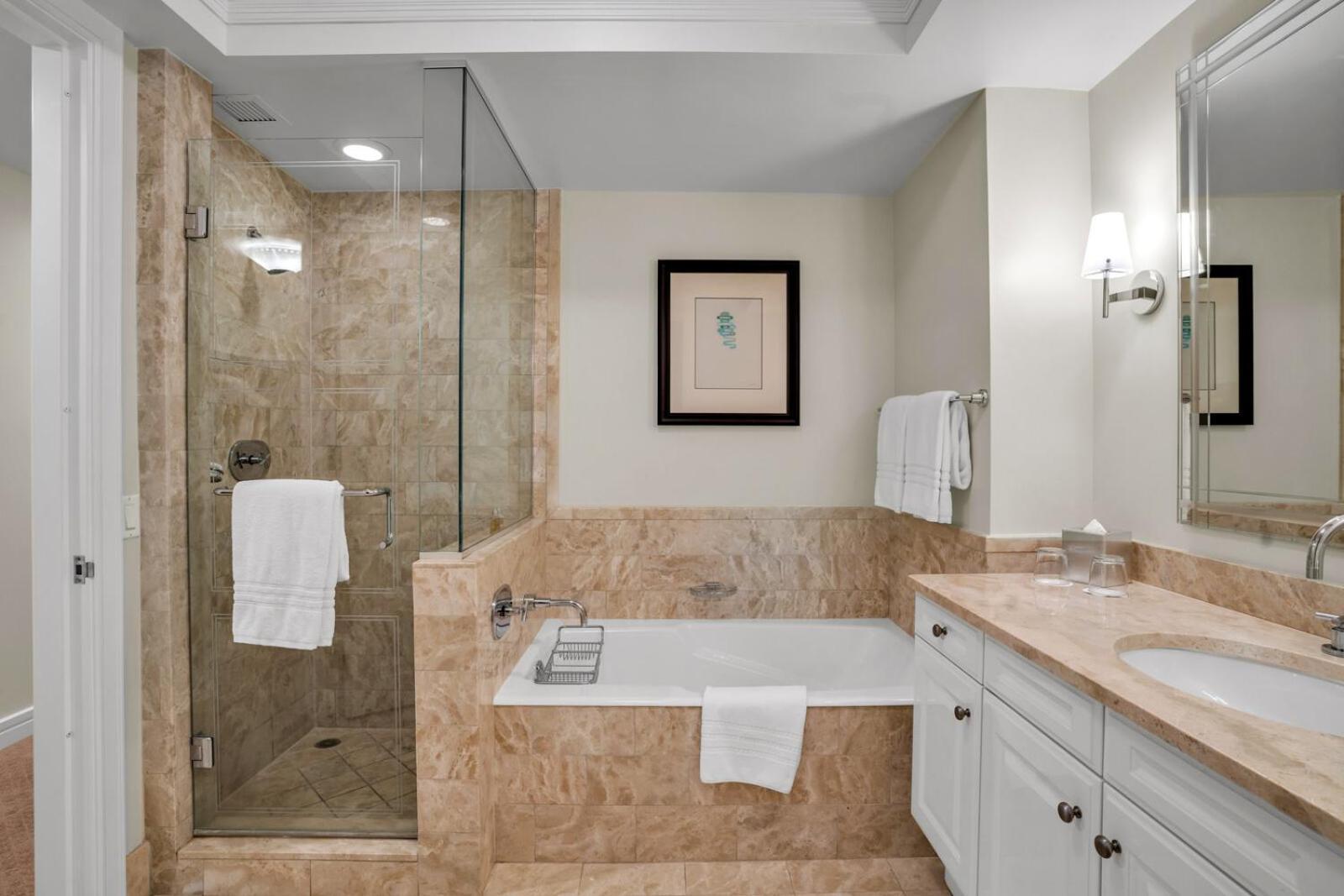 2 Bedroom Or King Studio Suites Four Seasons Hotel Miami Free Wi-Fi & Free Parking المظهر الخارجي الصورة